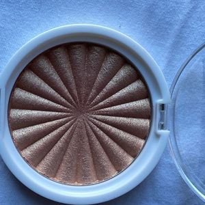 Ofra highlighter